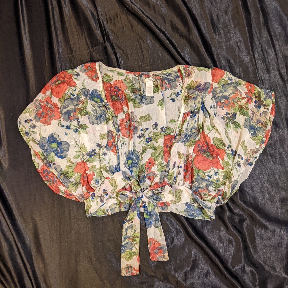Vixen | Floral Crop Blouse